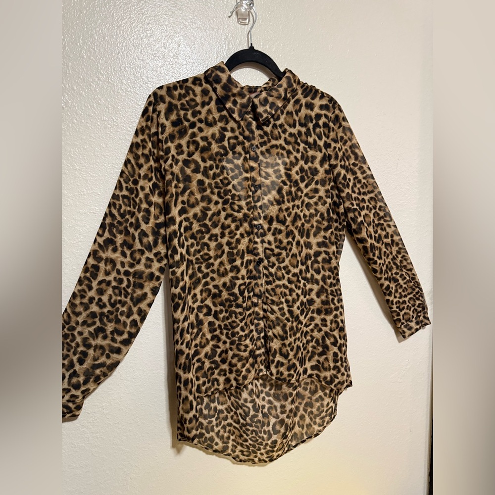 No Boundaries Leopard Print Blouse XL Sheer Animal Print Button Long Sleeve Top - Picture 4 of 5